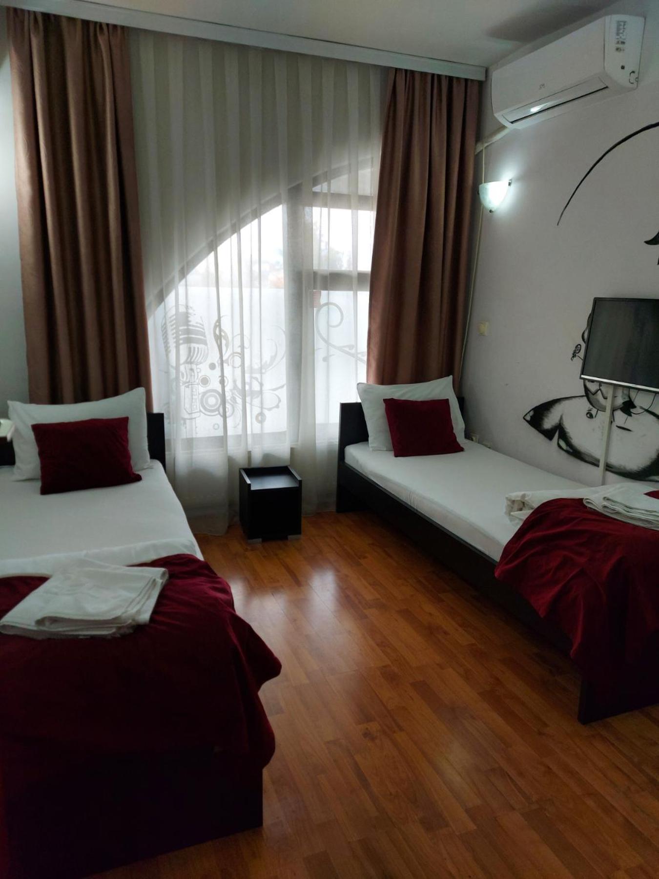 The Bulevard Hotel Skopje Zewnętrze zdjęcie